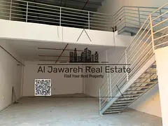 For annual rent: A distinctive warehouse with a mezzanine, suitable for all types of business activi