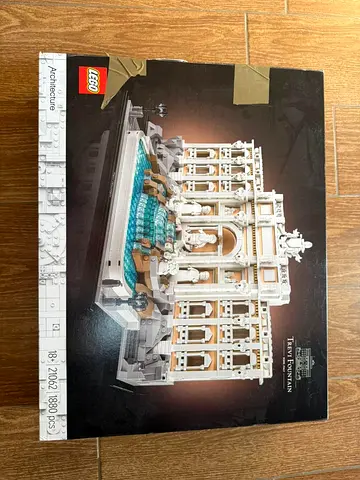 LEGO Architecture Trevi Fountain (21020) - Complete Set, Box Included