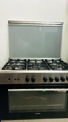 Siemens freestanding gas oven with 5-burner hob — used, good working condition