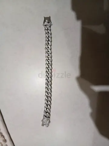 Sterling silver Cuban link bracelet with clasp — preowned
