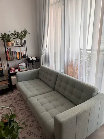 Light green 3-seater sofa in perfect condition