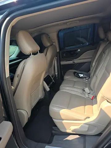 2021 Lincoln AVIATOR 照片 7