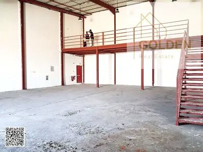 مستودع بمساحة واسعة للتحميل والتفريغ كهرباء 13 كيلوواط مع تسهيلات بالدفع