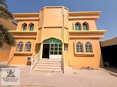 Luxury Villa \\ Comfort \\ Prime Location \\ Spacious Area