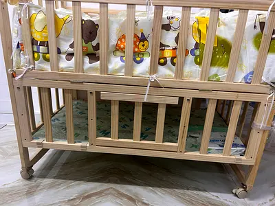Wooden Baby Crib with Bumper and Bedding - Light Natural Finish