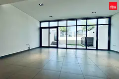 Modern | Near School Pavilion | Vacant | Spacious
