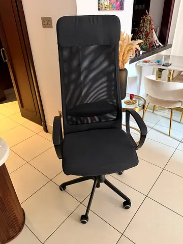 IKEA MARKUS Office Chair – High-Back Ergonomic Mesh Chair