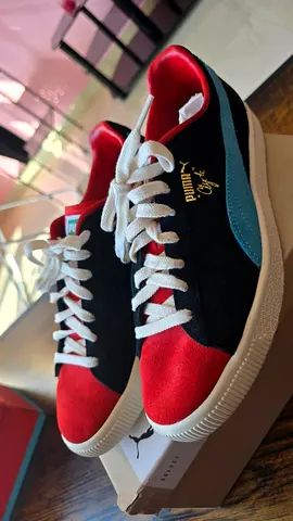 Puma Suede-style Low Top Sneakers - Black/Red/Blue, Size 42