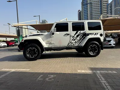 2013 Jeep Wrangler Sahara GCC Specs