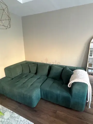 Green L-shaped Corner Sofa - Comfortable 3-seater Sectional MAKE AN OFFER