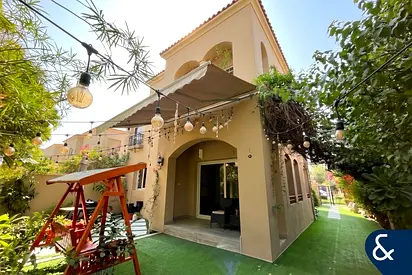 Vastu | Near to Pool | Vacant on Transfer