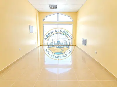 Chaper price Brand New shop available for rent