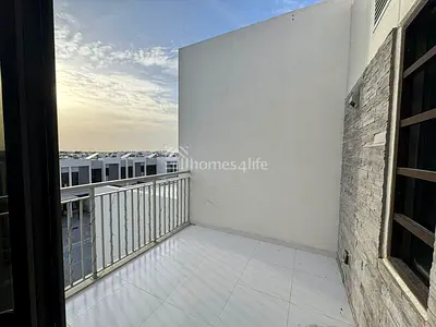 SPACIOUS | Single row | 5BR +Maid | G+2