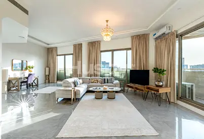 Penthouse | Vacant | Private Pool