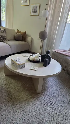 Round White Coffee Table with Modern Minimalist Design