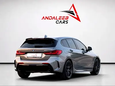 2022 BMW 1-SERIES photo 5