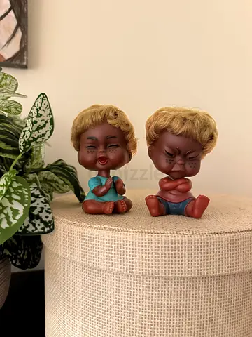 Pair of plastic baby figurines with blonde hair - set of 2