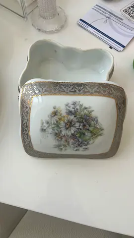 Limoges France Porcelain Dinnerware Set – Complete Floral Collection negotiable