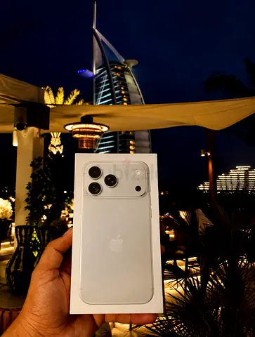 Iphone 18 pro max 1TB Esim silver