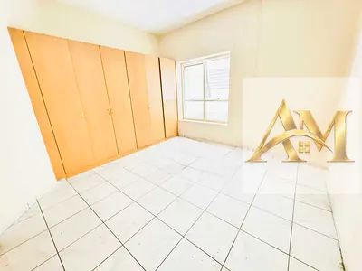EXTRA SPACIOUS 3BHK•STYLISH AND CLEAN•WELL MAINTAINED BUILDING•PRIME LOCATION•