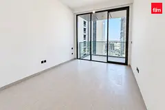 Brand New | Vacant | Mid Floor | MBR Views