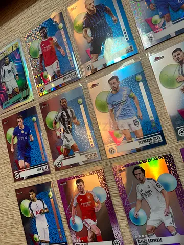 2025-26 Topps Finest UEFA Club Competitions Bundle - 15 CARD LOT