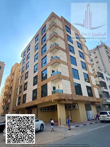 بناية للبيع في الصناعية 1 /على شارع الاتحار مباشرة /عائد سنوي 9.1%