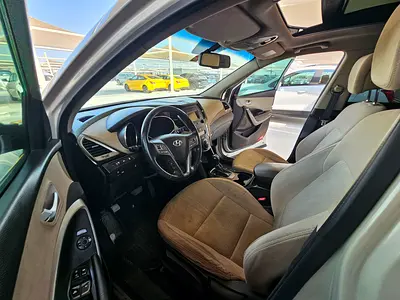 2015 Hyundai GRAND SANTA FE 照片 4