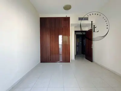 Beautiful 1bhk apartment is available in 38k with balcony and parking free