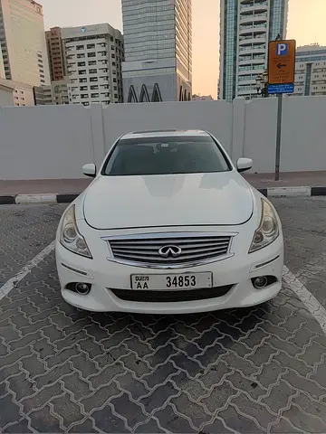 2014 Infiniti G25 照片 2