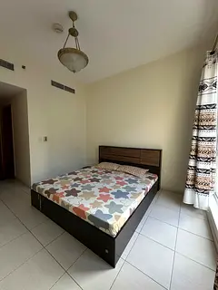 Fully furnished Master bedroom available for single executive/family near Stadium metro station