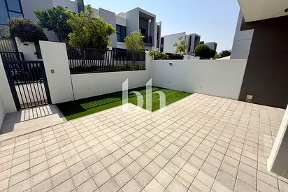 Vacant Now | Bright Layout | Unfurnished