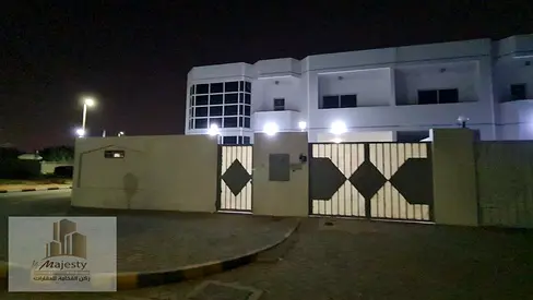 🏡 فيلا واسعة للإيجار في العزرة – الشارقة | موقع مميز ✨ فرصة مميزة لاستئجار فيلا واسعة بتصميم راقٍ، في واحدة من المناطق السكنية المميزة بإمارة الشارقة