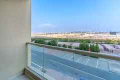 Arta 4 | Chiller Free | Bright | Pets Friendly