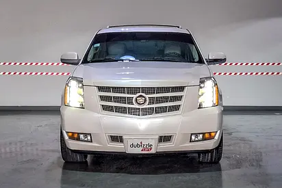 2013 Cadillac ESCALADE photo 2