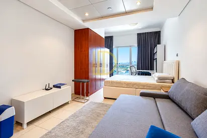 Furnished | Low Floor | Close to Metro | Vacant