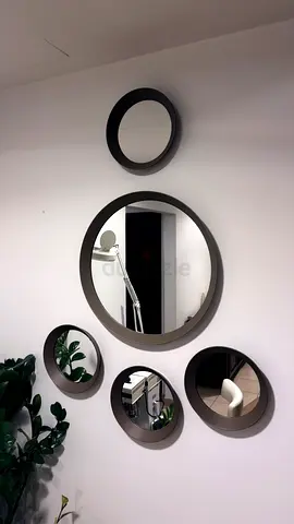 Set of 5 Round Wall Mirrors, Bronze Frame