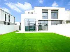 Luxury 4BR+M | Corner Unit | Next to Park