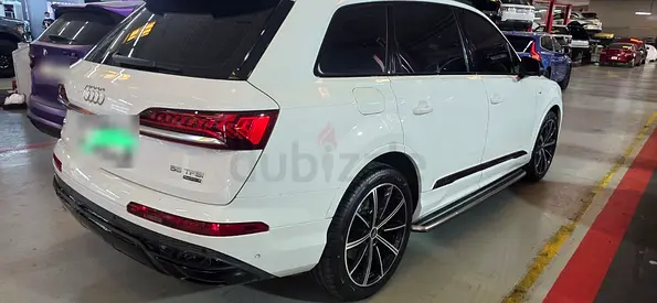 Audi Q7 55 TFSI quattro S-line 2021 - 46,000 km - 7 Seats