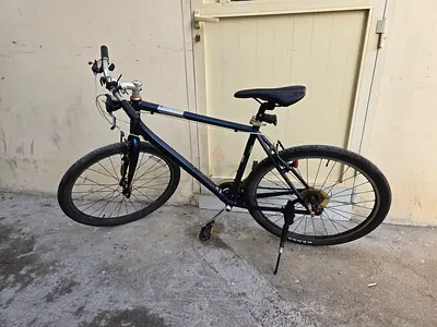 Giant gravier aluminum hybrid bike
