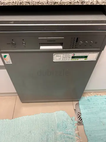 Silver WESTPOINT dishwasher in working condition