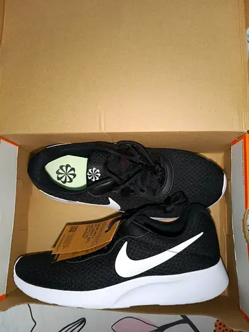 Original new Nike men's black running shoes size 44.5 - New