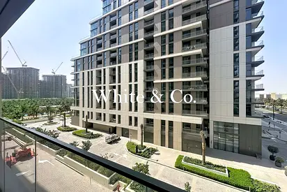 Corner Apartment| Brand New| Ready NOW