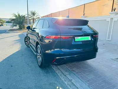 2024 Jaguar F-PACE photo 5