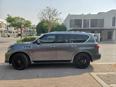 2016 Infiniti QX80 Standard GCC Specs