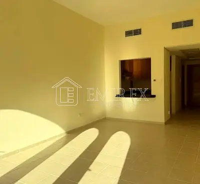 Spacious & Bright Studio | Near Metro | Low Floor
