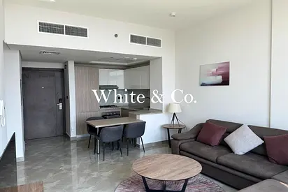 November | Fully Furnished 2 Bed | Balcony