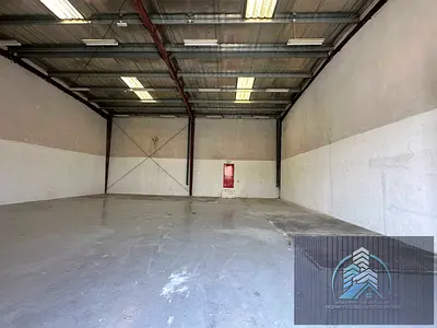 DIP 2 WAREHOUSE 3066SQFT FOR RENT ON PRIME LOCATION