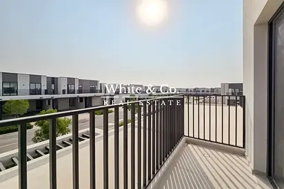 Single Row | Vacant Now | Prime Location
