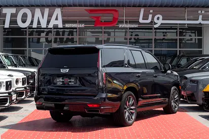2024 Cadillac ESCALADE photo 4